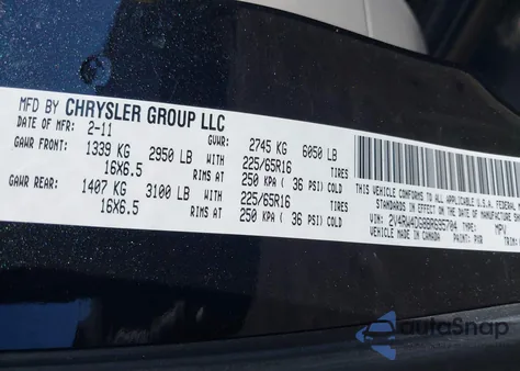 2011 Volkswagen Routan S z USA, uszkodzony, nr VIN 2V4RW4DG8BR695704